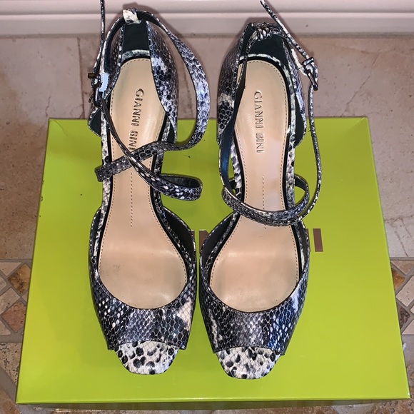 EUC 🤩 Gianni Binni Karstin Snake Reptile Platform Strappy Peep Toe Heels 8.5M - Picture 2 of 8